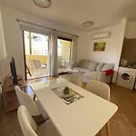 Coast 1 Bedroom * Пафос
